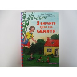 3 enfants chez les géants